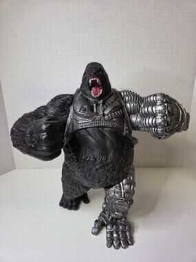 McFarlane Toys RAW10 Cy-Gor Cybernetic Silverback Gorilla 12" Action Figure